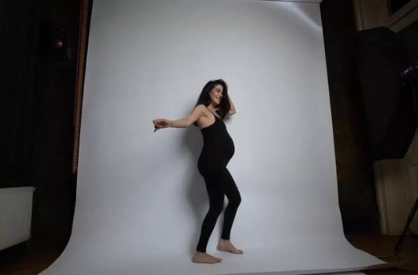 Ünlü çiftin bebeği dünyaya geldi!